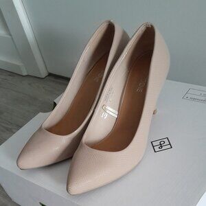Beige shoes with heels in size US7